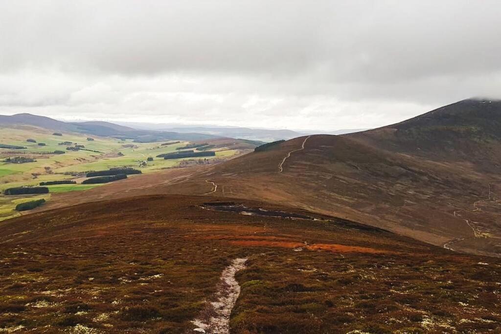 Апартаменты Beatshach Bothy - Speyside, Incredible Location! Дафтаун Экстерьер фото